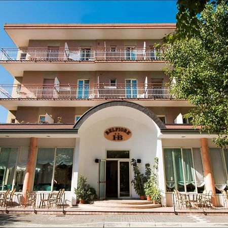 Hotel Belfiore Мисано Адриатико Екстериор снимка