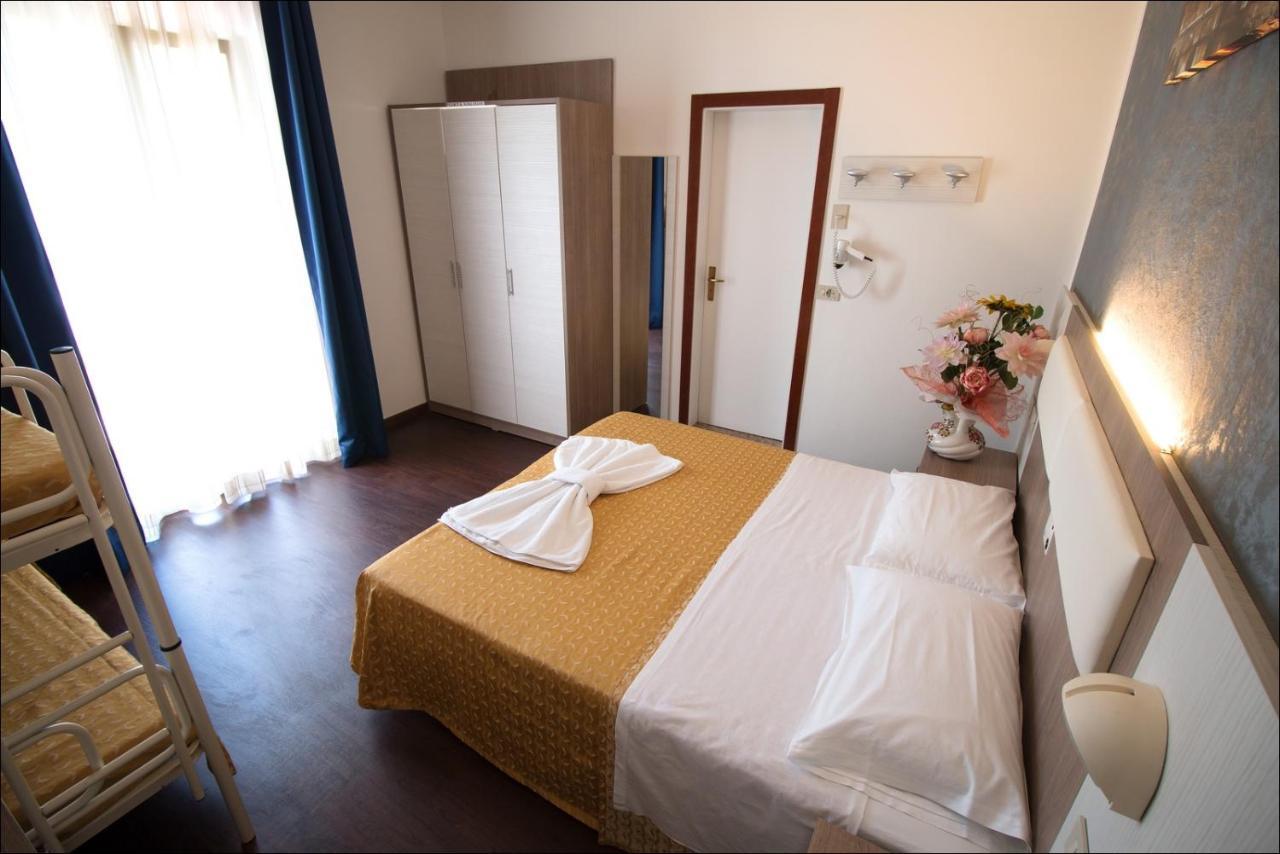 Hotel Belfiore Мисано Адриатико Екстериор снимка