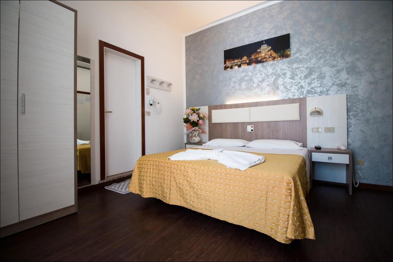 Hotel Belfiore Мисано Адриатико Екстериор снимка