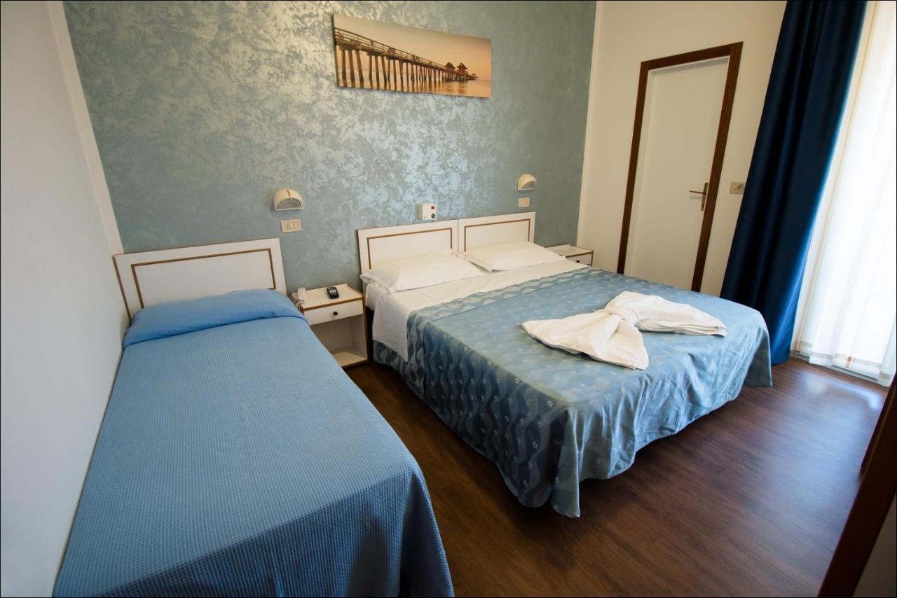 Hotel Belfiore Мисано Адриатико Екстериор снимка